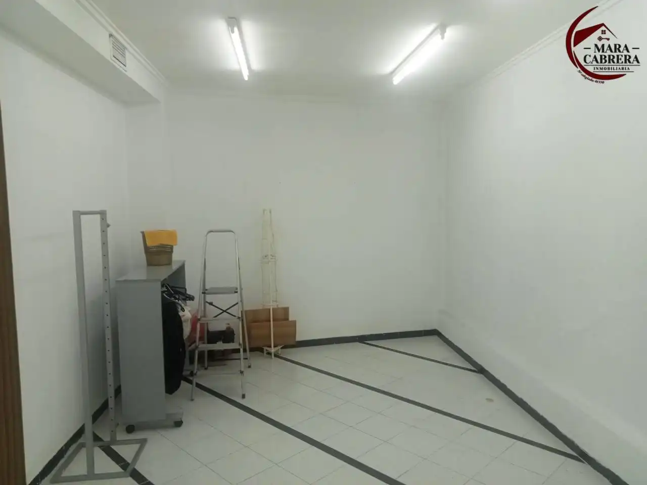 Gewerbefläche zum Verkauf in Calle Alejandro Cardona, imagen 4