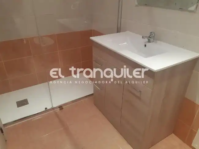 Bathroom of Duplexes for sale in Boadilla del Monte  with Terrace and Washing machine