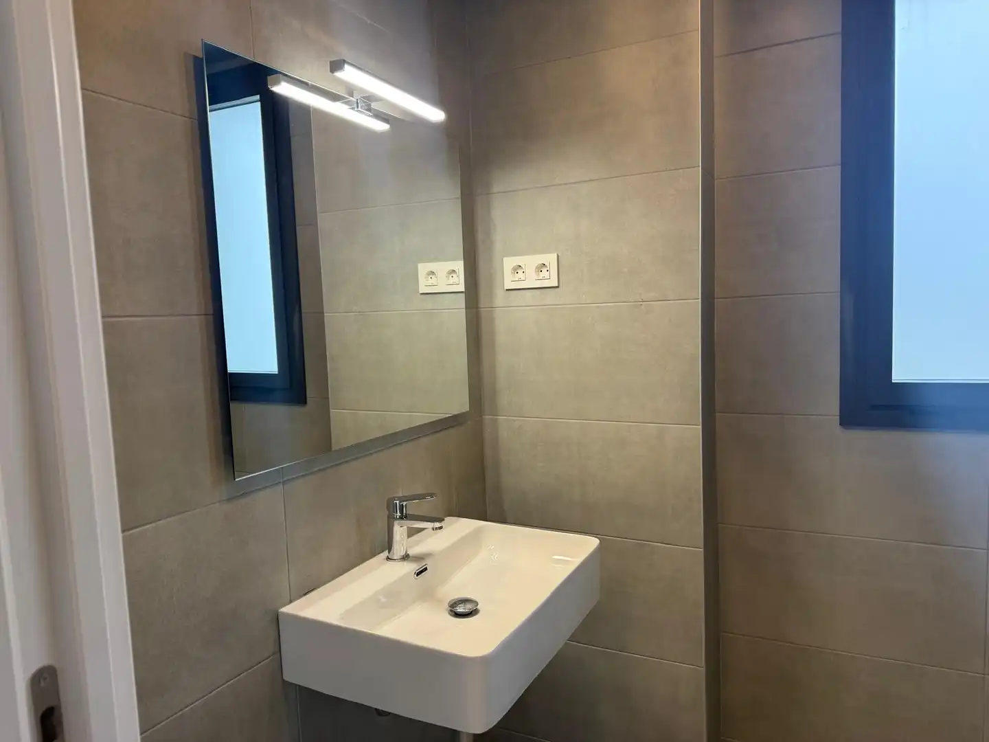 Bany de Casa adosada en venda en Llinars del Vallès amb Aire condicionat, Calefacció i Parquet