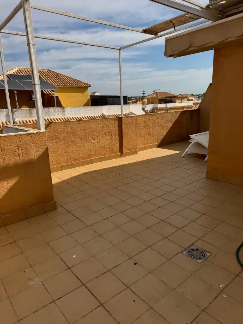 Terrassa de Casa adosada en venda en Rojales amb Aire condicionat, Calefacció i Jardí privat