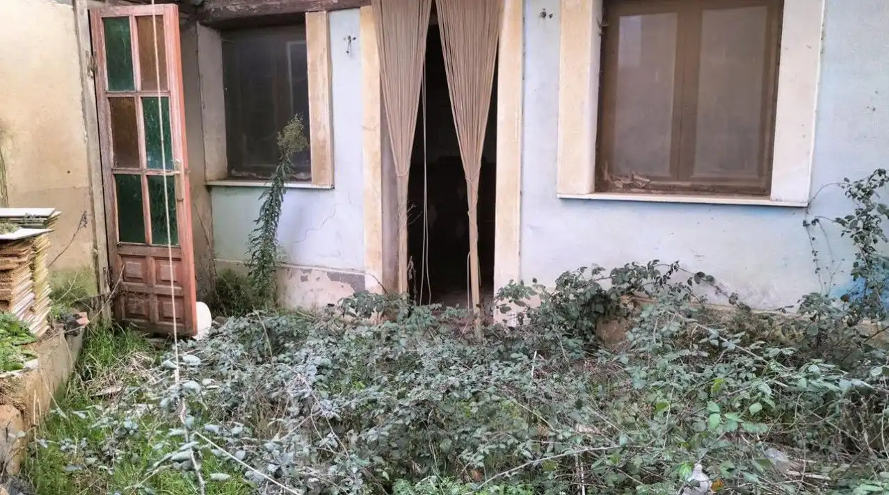 Vista exterior de Casa o xalet en venda en Valde-Ucieza