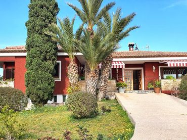 Chalet con piscina en venta en La Font - Mezquitas