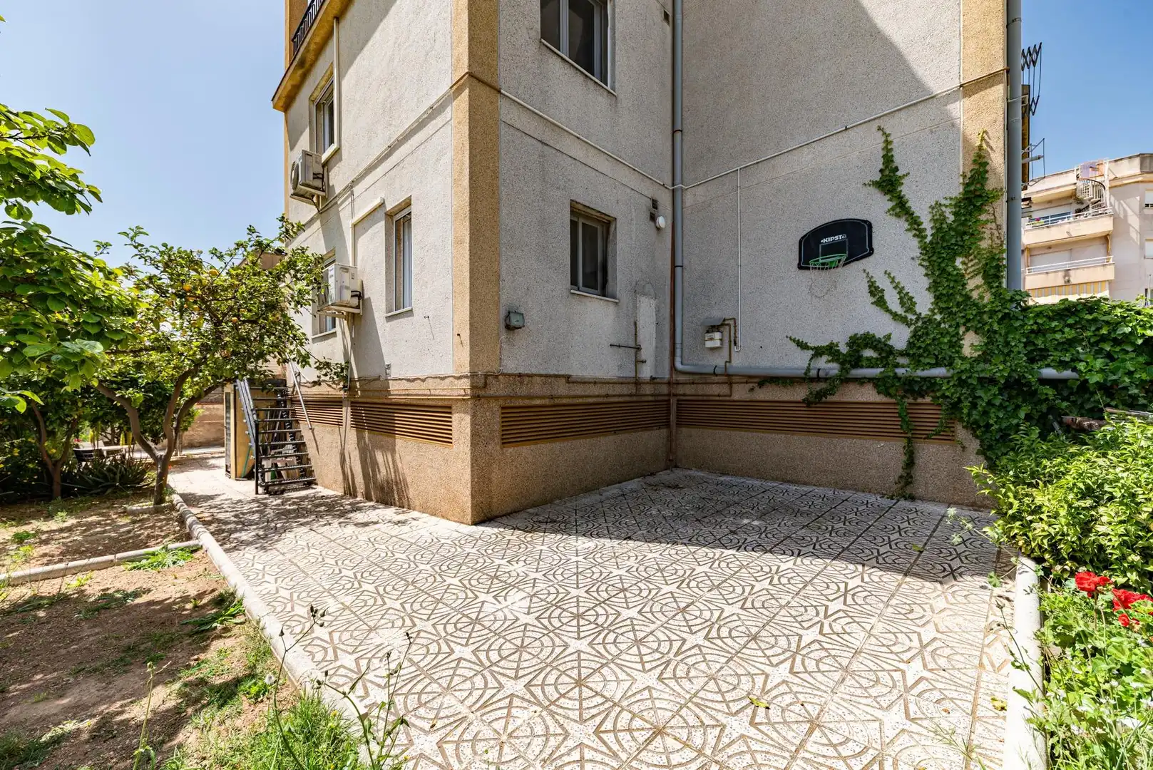 Außenansicht von Maisonette zum Verkauf in Calafell mit Heizung, Privatgarten und Terrasse