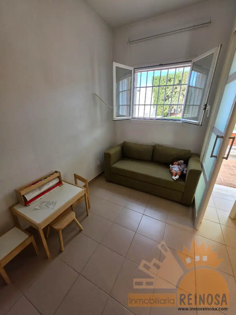 Reihenhaus mit Pool zur Miete in Avenida las Jacarandas, imagen 9