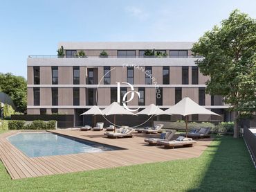 Neubau-Maisonette mit Pool zum Verkauf in Carrer Margarida Xirgu 7