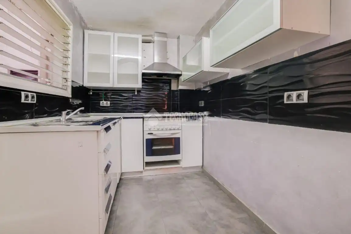 Cocina de Piso en venta en Rubí con Balcón