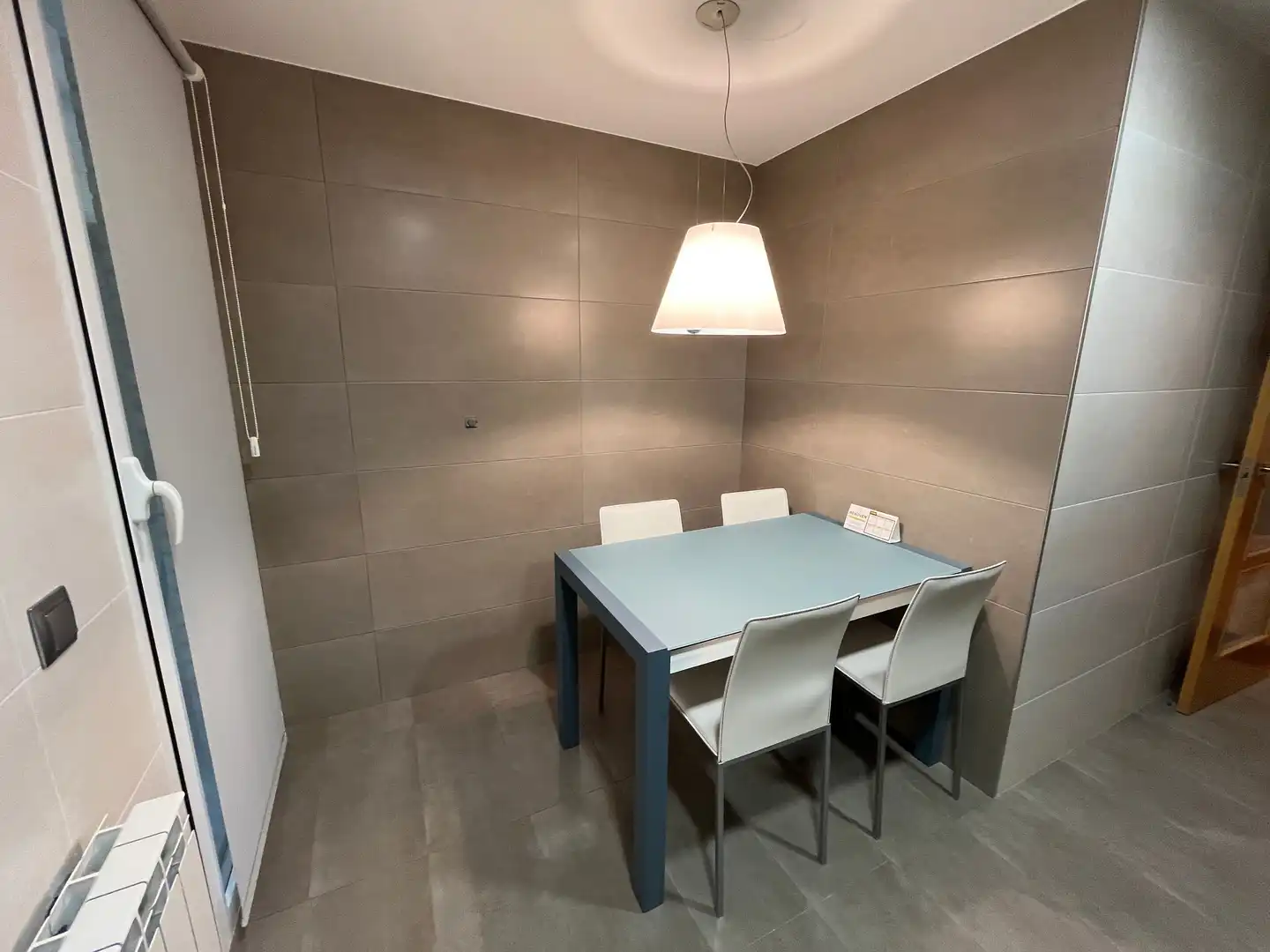 Comedor de Piso en venta en  Pamplona / Iruña con Amueblado