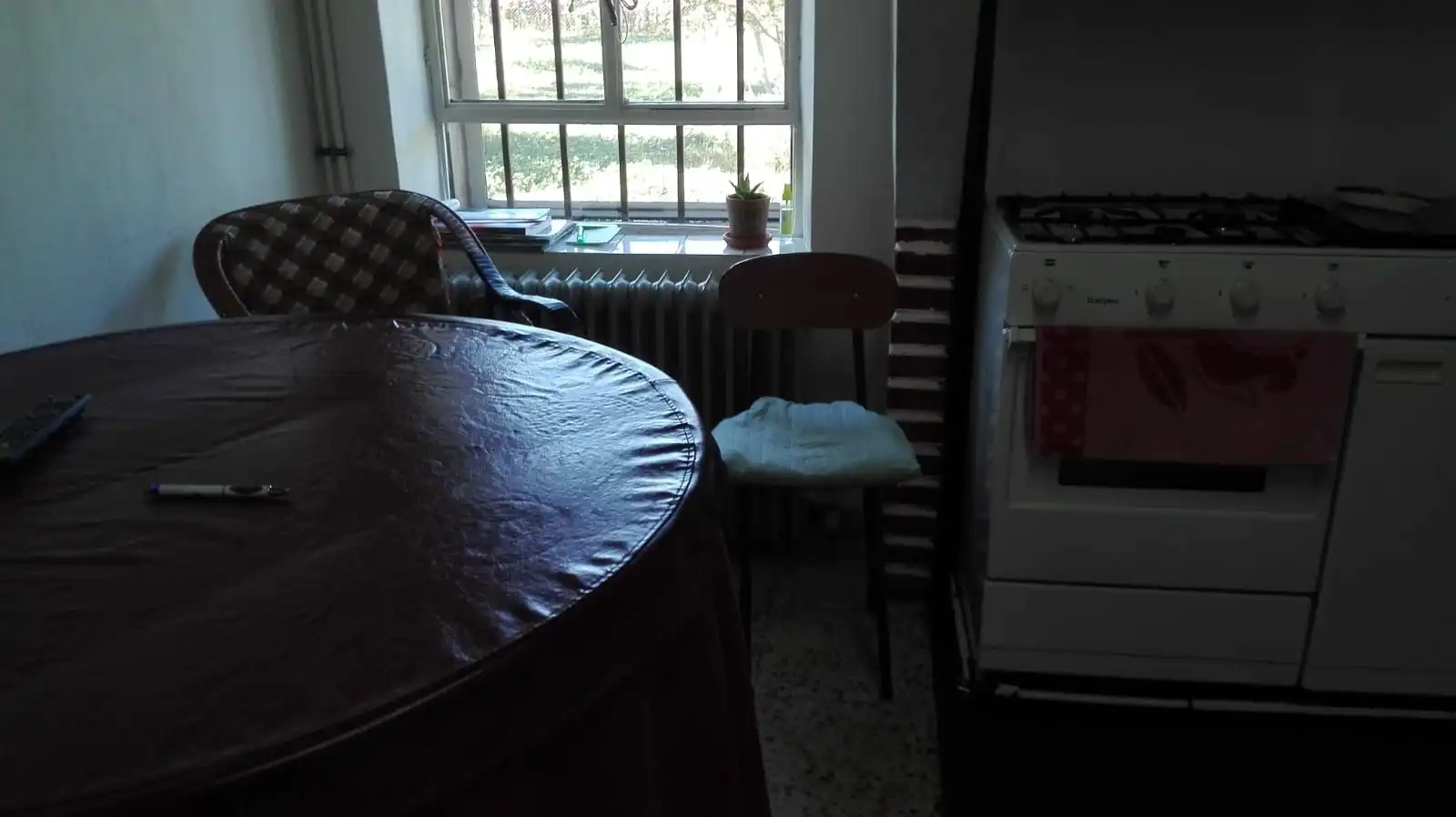 Menjador de Casa o xalet en venda en Aldehuela de Yeltes amb Calefacció, Moblat i Forn