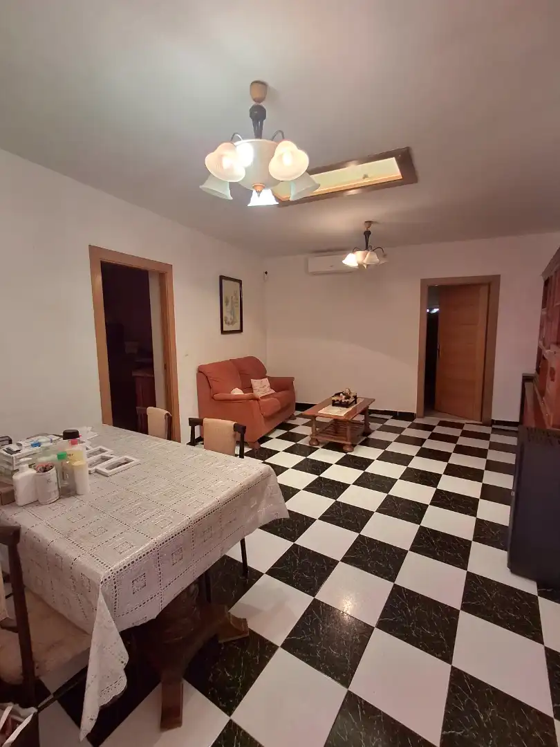 Sala de estar de Casa o chalet en venta en La Puebla de Almoradiel con Aire acondicionado y Amueblado
