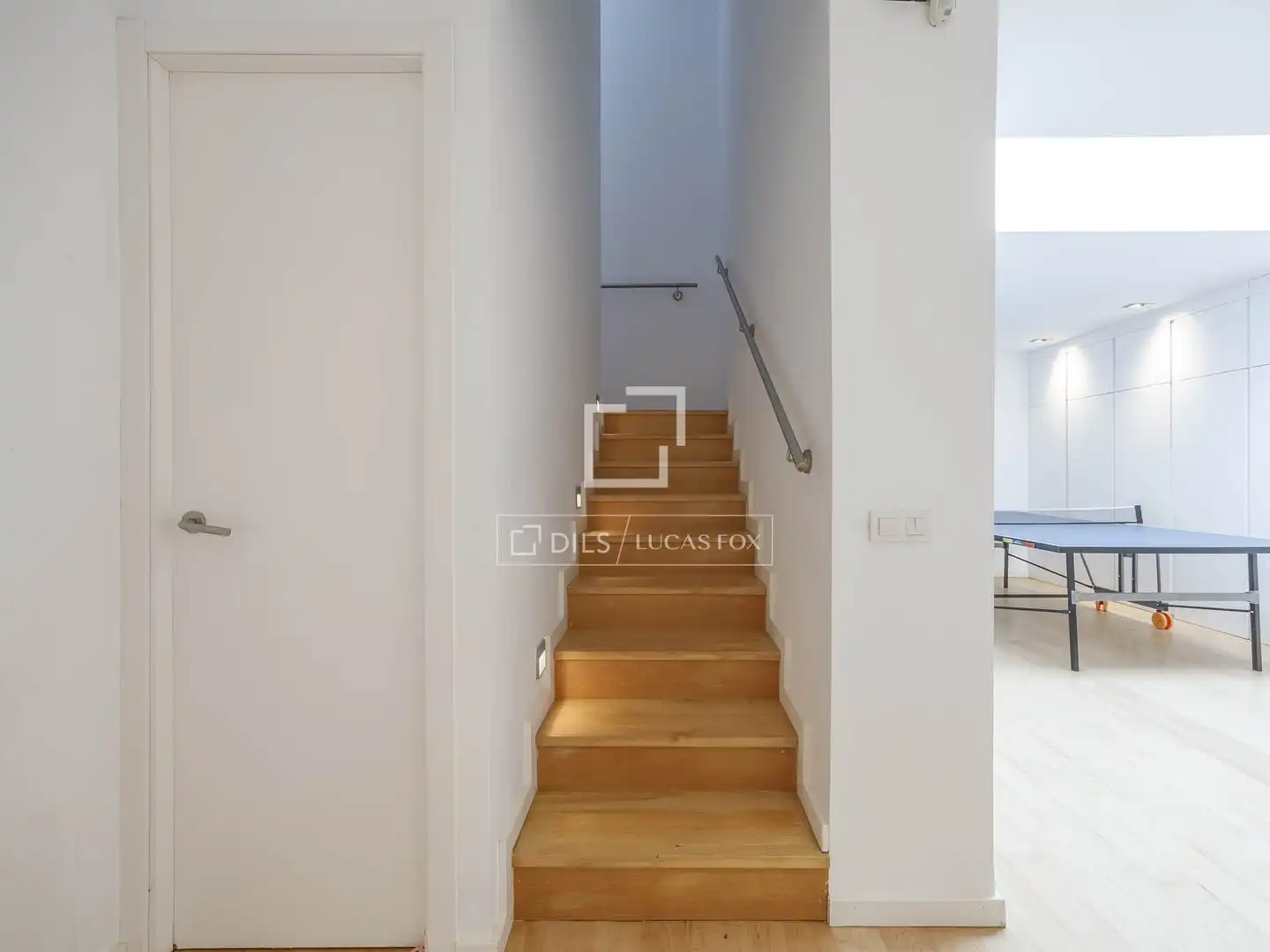 Houses for sale in Sagunto / Sagunt  with Air Conditioner, Parquet flooring and Swimming Pool