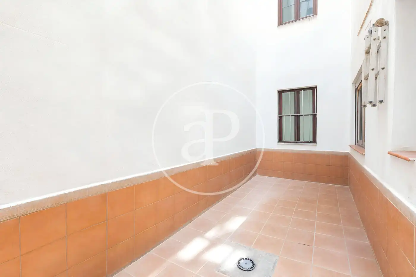 Piso en venta en Madrid con Calefacción y Terraza