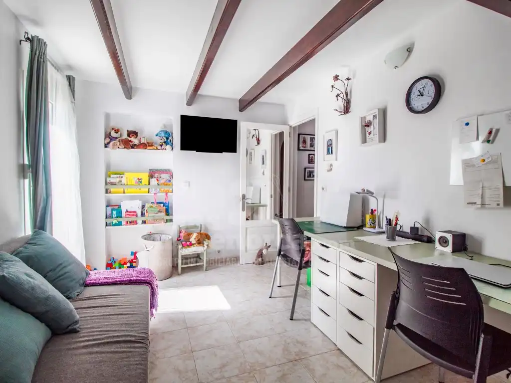 Country homes for sale in Cala Blanca