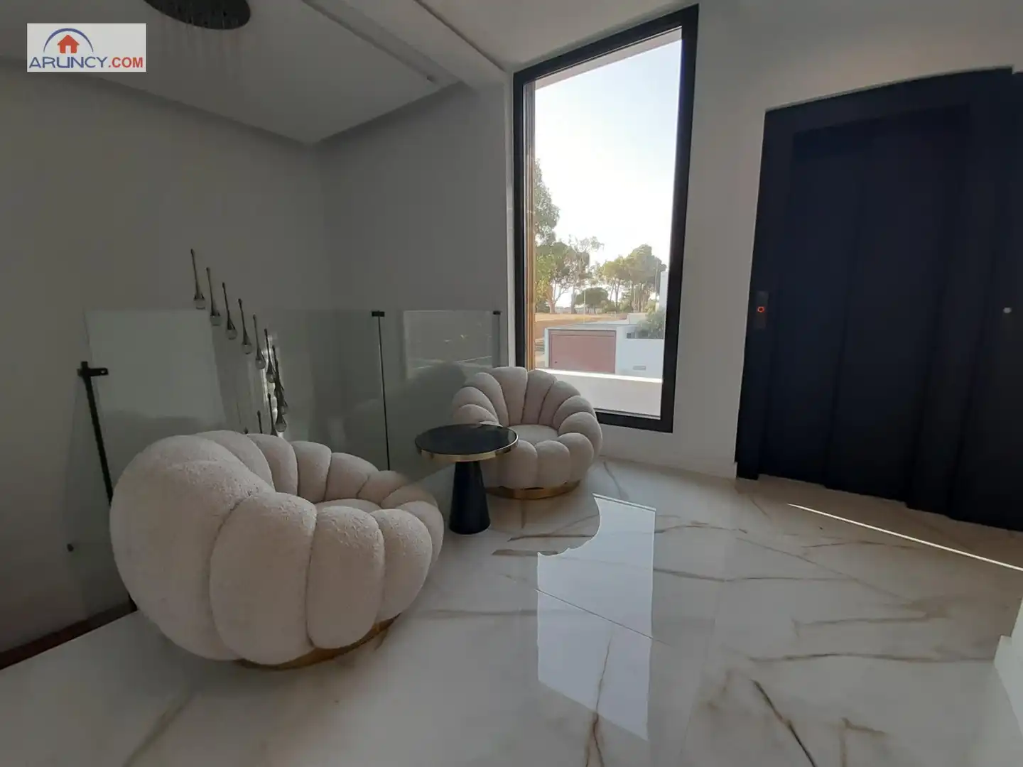 Houses for sale in Montequinto  with Air Conditioner, Private garden and Storage room