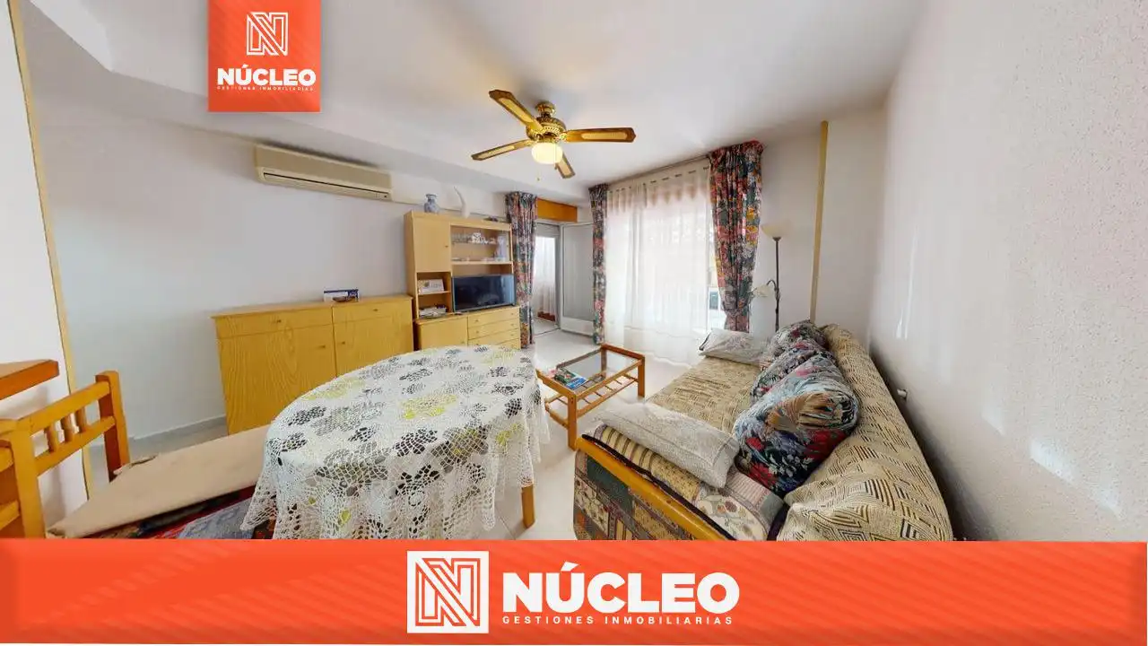 Bajo con terraza en venta en Calle Rafal 20