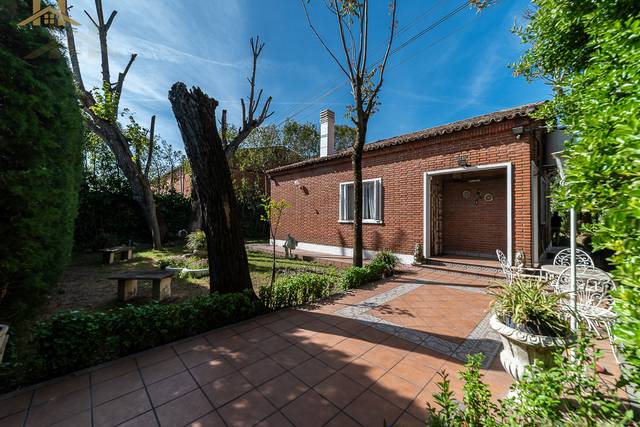 Casa-chalet en Venta en Griñón
