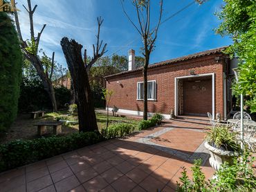 Villa con piscina in vendita a Griñón