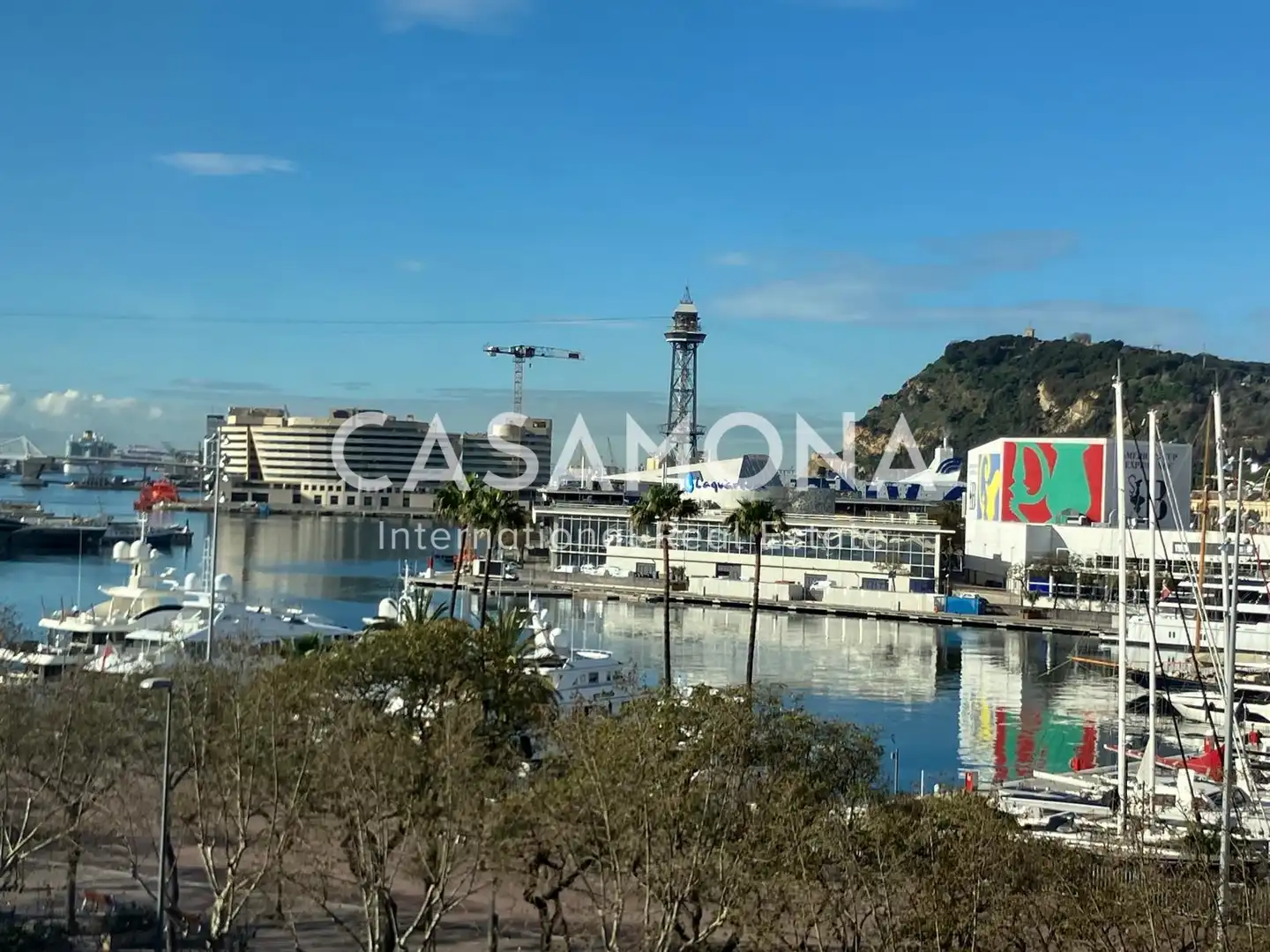 Außenansicht von Wohnungen zur Miete in Barcelona mit Klimaanlage, Heizung und Terrasse