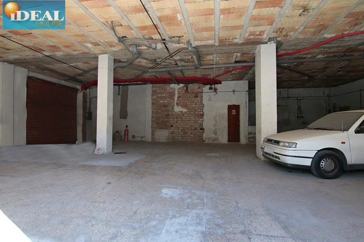 Business premises for sale in Residencial Triana - Barrio Alto, imagen 3