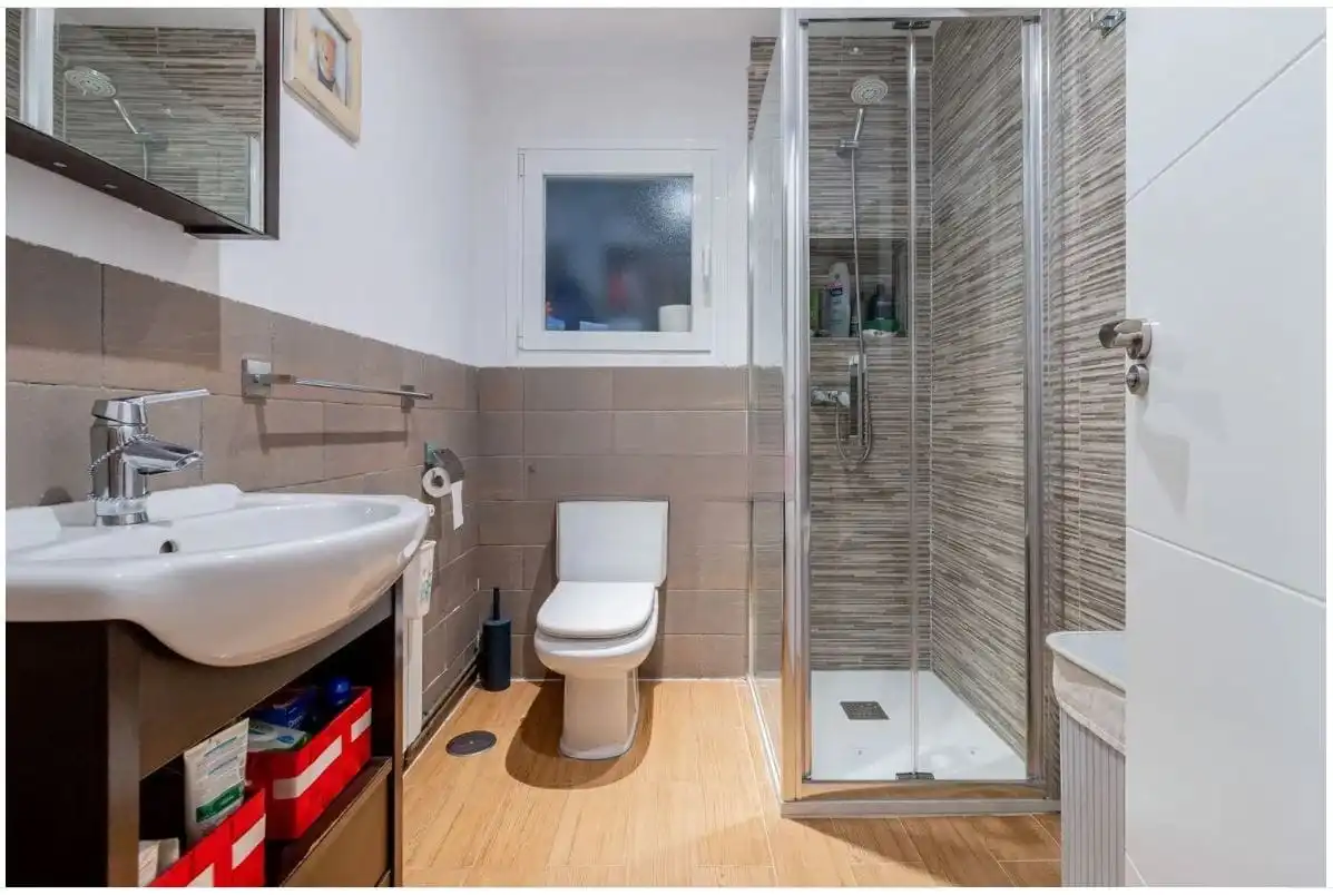 Baño de Piso en venta en Galapagar con Calefacción, Parquet y Terraza