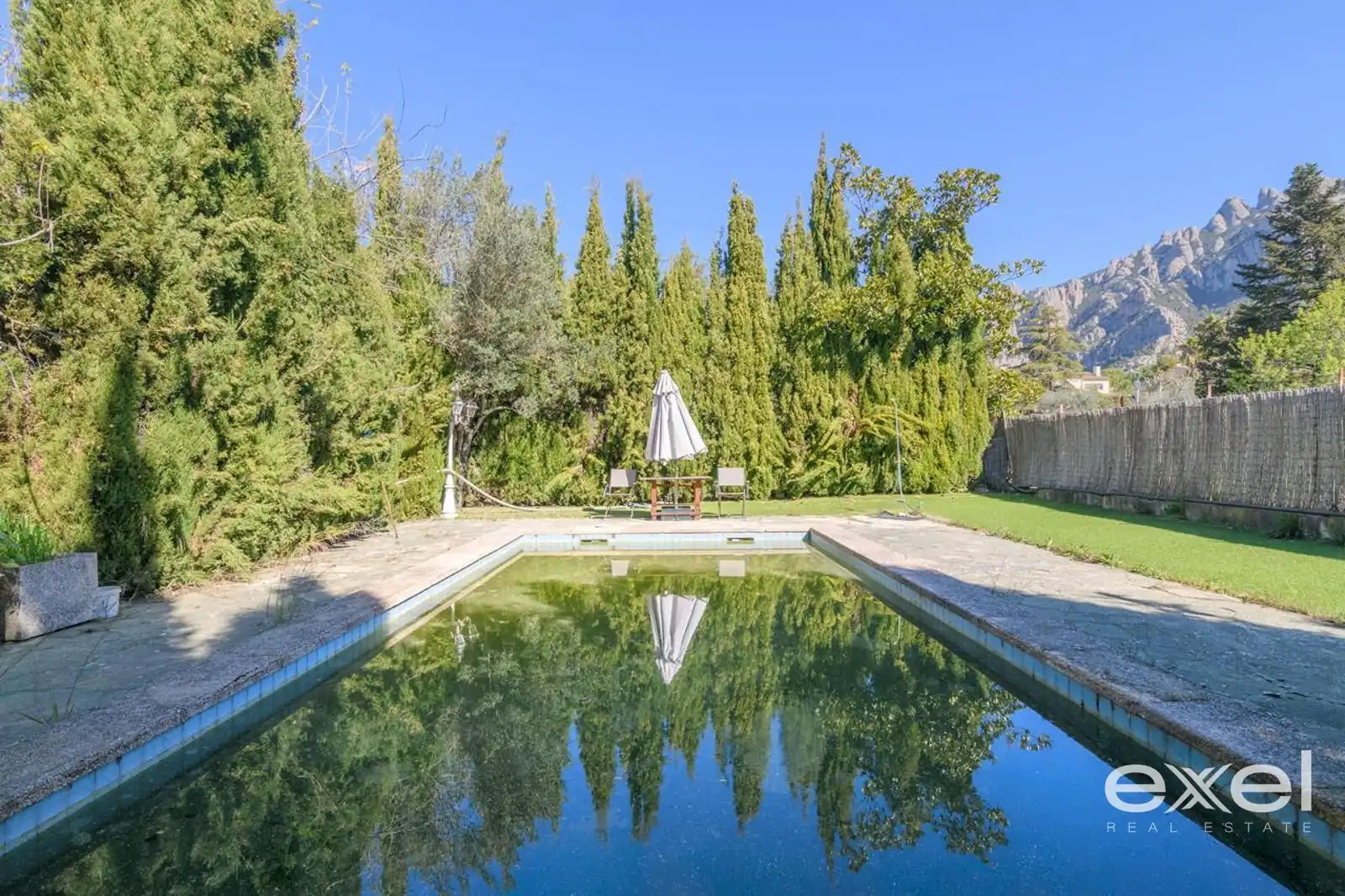 Piscina de Casa o chalet en venta en Collbató con Terraza, Piscina y Balcón