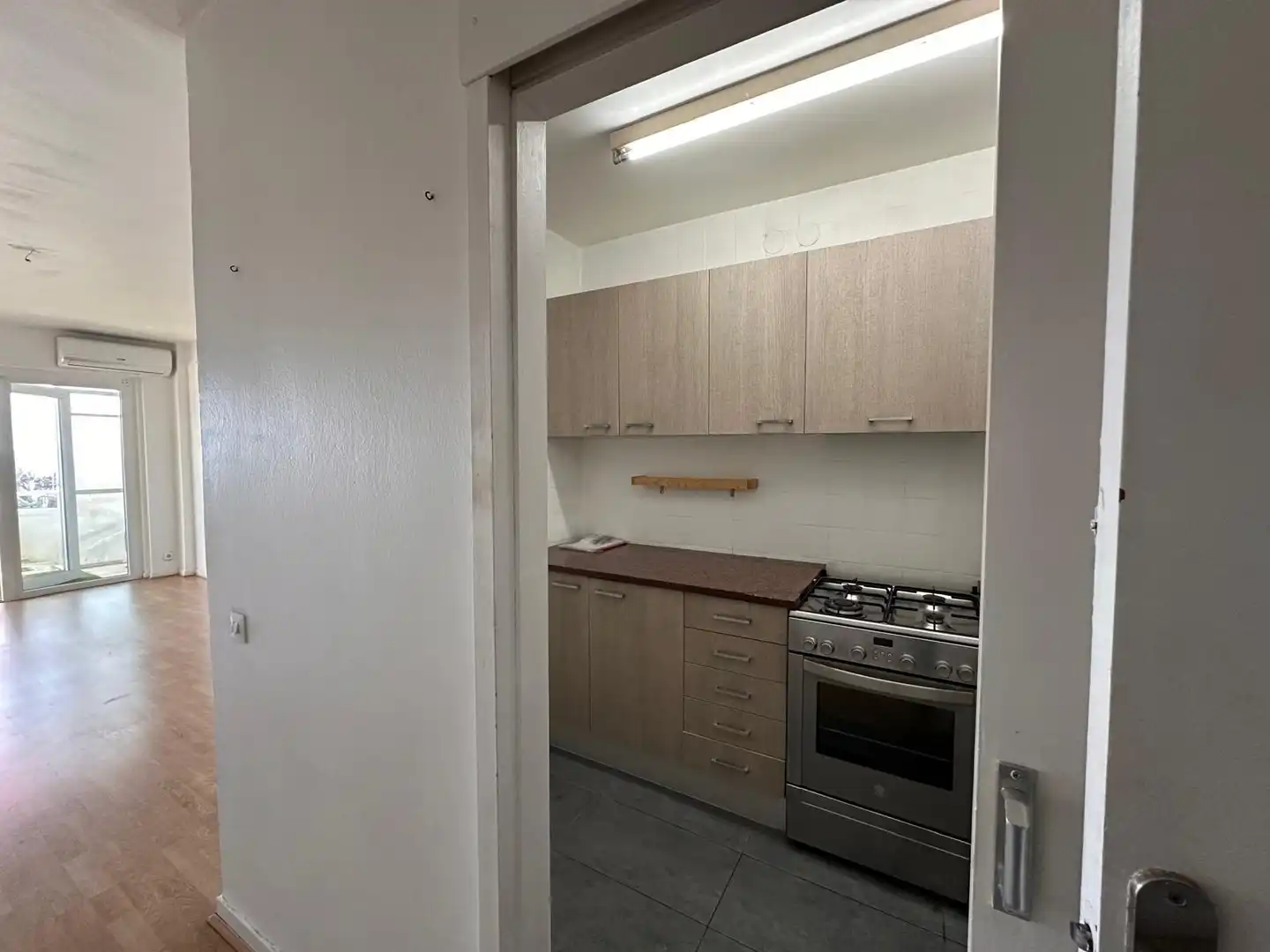 Cuina de Apartament en venda en Sitges amb Parquet, Terrassa i Balcó