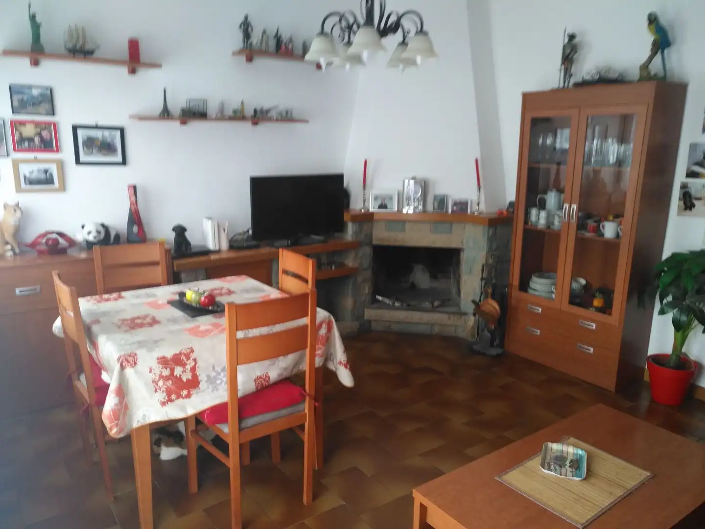 Living room of Houses for sale in Santa Coloma de Farners  with Air Conditioner, Heating and Private garden