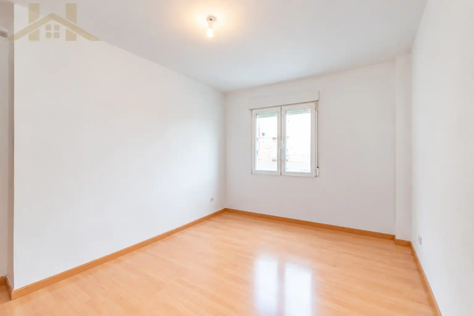 Schlafzimmer von Wohnung zum Verkauf in Pinto mit Klimaanlage, Heizung und Terrasse