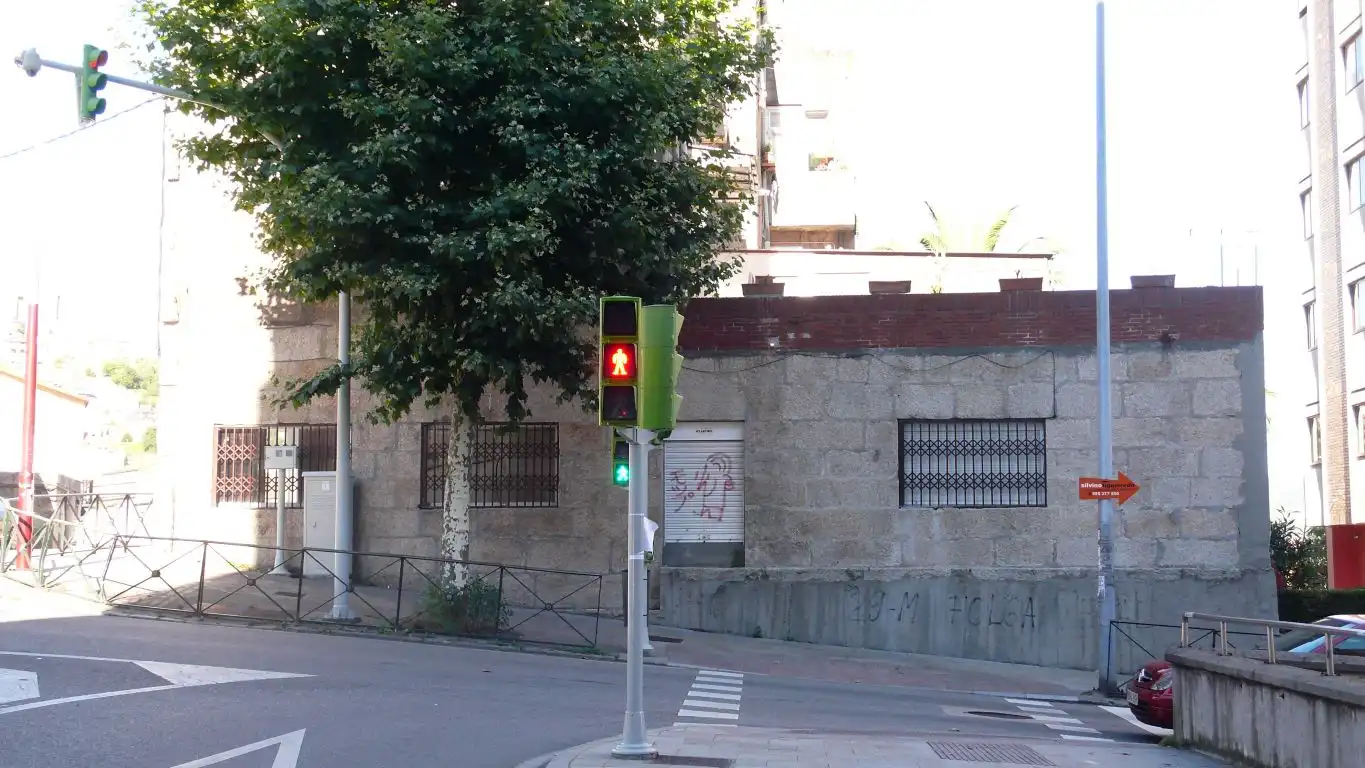Vista exterior de Local en venda en Vigo 
