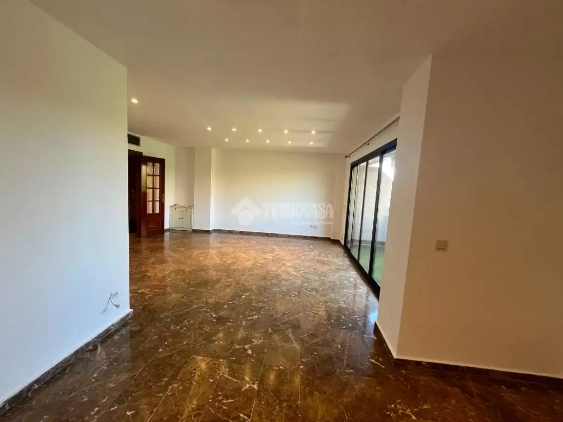 Piso con ascensor en alquiler en L'Eixample, imagen 4