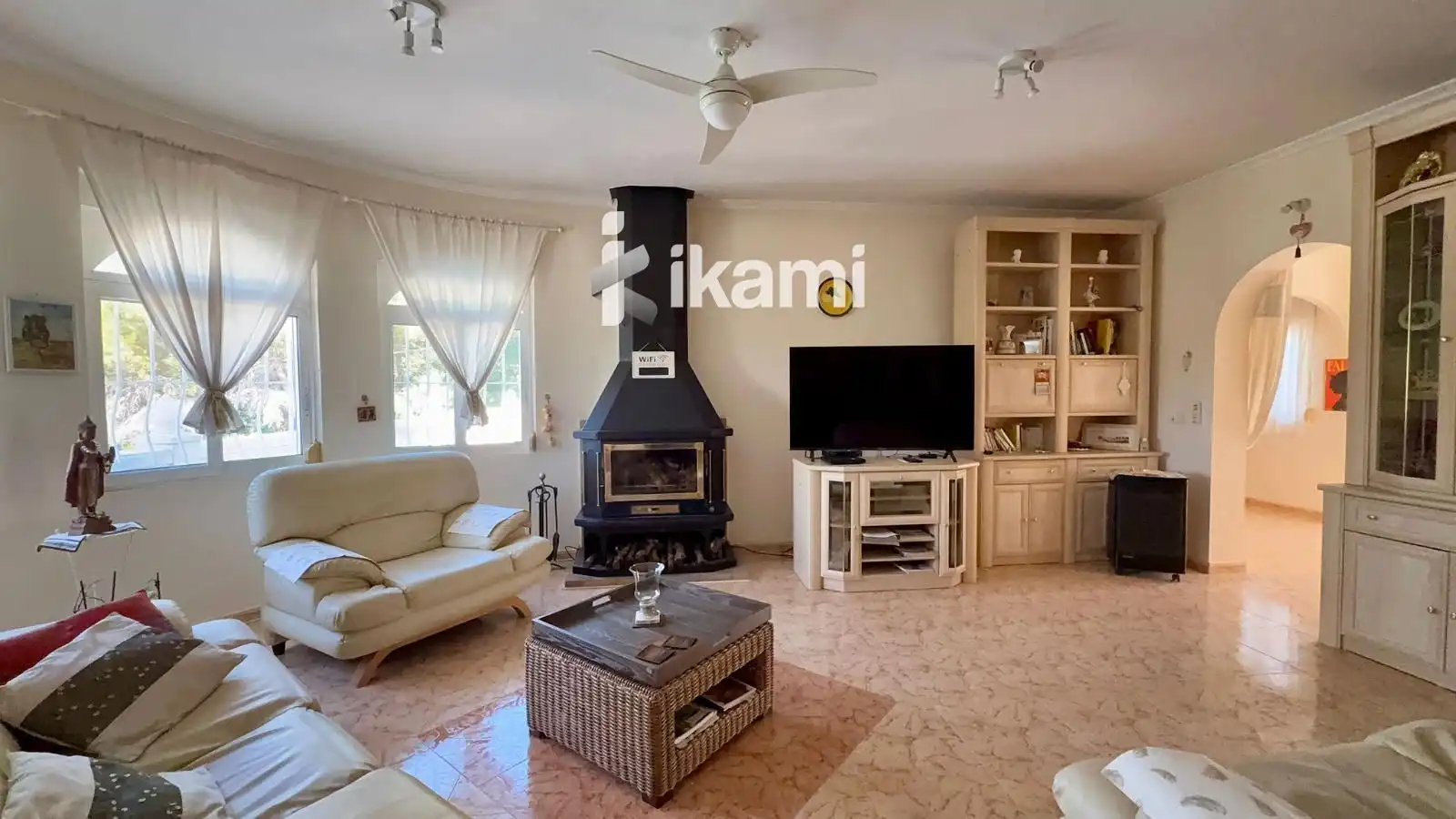 Sala de estar de Casa o chalet en venta en Montroi / Montroy con Calefacción, Terraza y Trastero