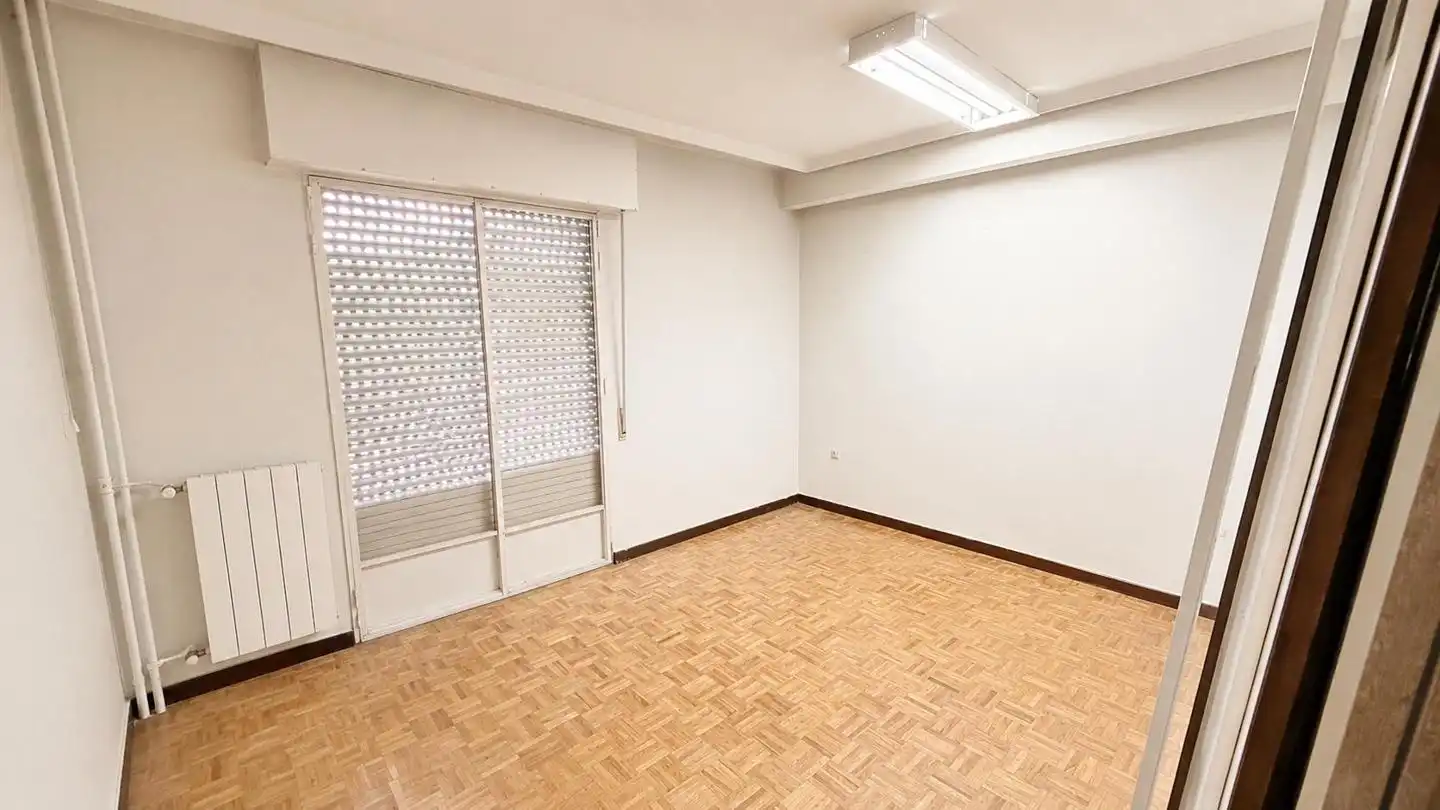 Wohnung zum Verkauf in Cuenca mit Heizung, Terrasse und Balkon