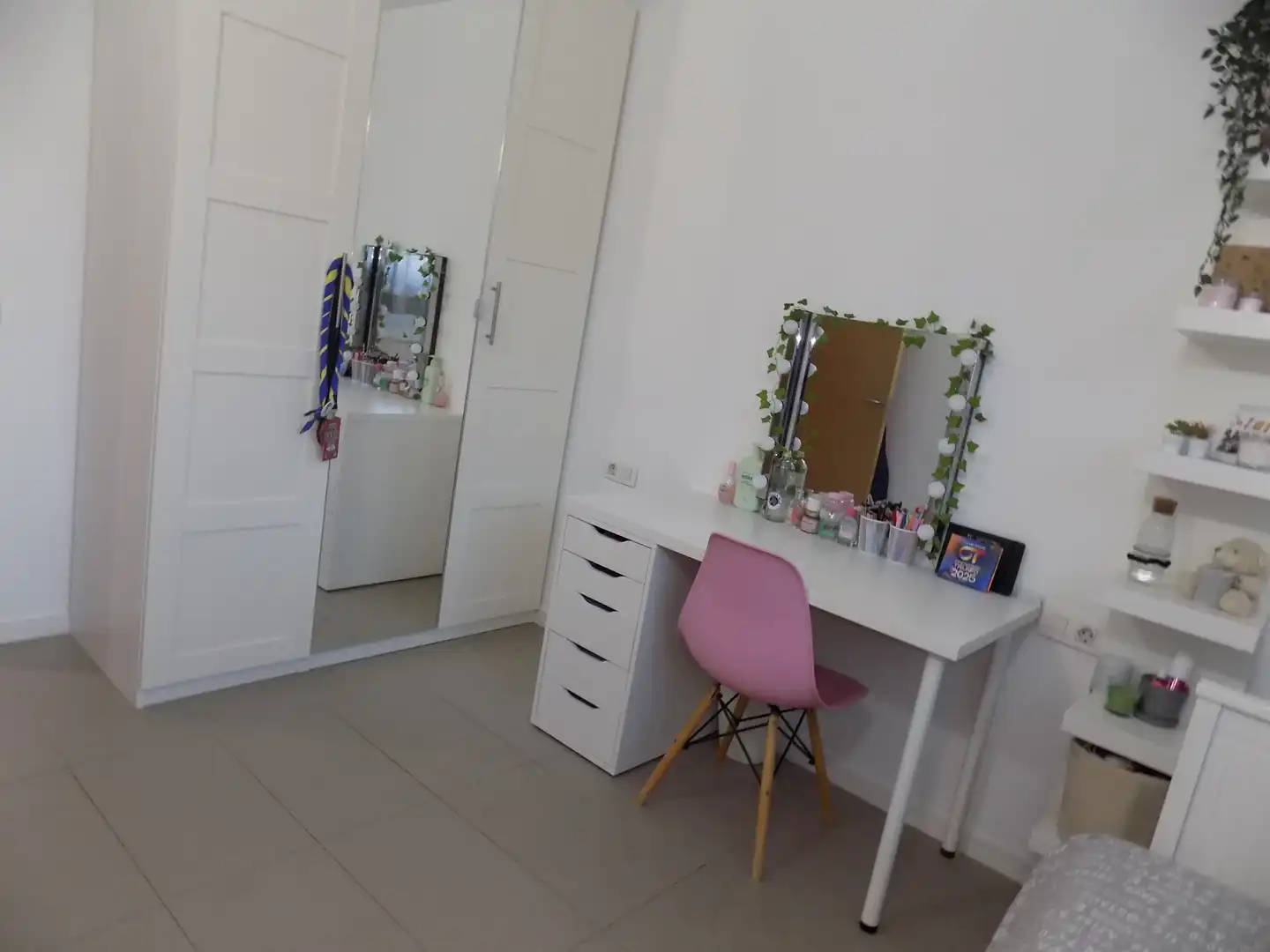 Habitación de Dúplex en venta en Santa Coloma de Gramenet con Aire acondicionado y Parquet