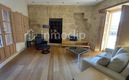 Sala d'estar de Apartament en venda en Salamanca Capital amb Calefacció i Moblat