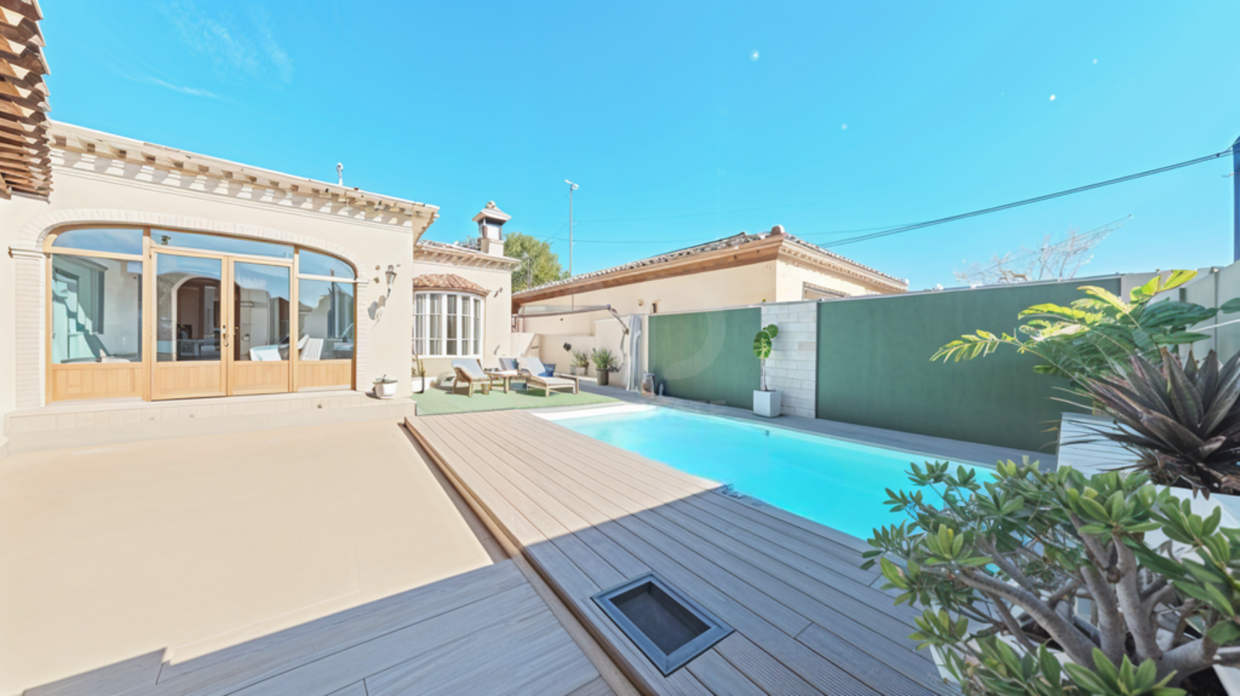 Piscina de Casa o xalet en venda en Chiclana de la Frontera amb Aire condicionat, Calefacció i Terrassa