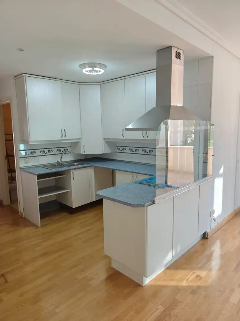 Kitchen of Flat for sale in Velilla de San Antonio  with Heating, Terrace and Furnished