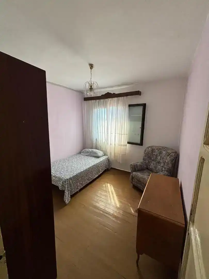 Bedroom of Flat for rent in Lerma  with Parquet flooring, Furnished and Washing machine