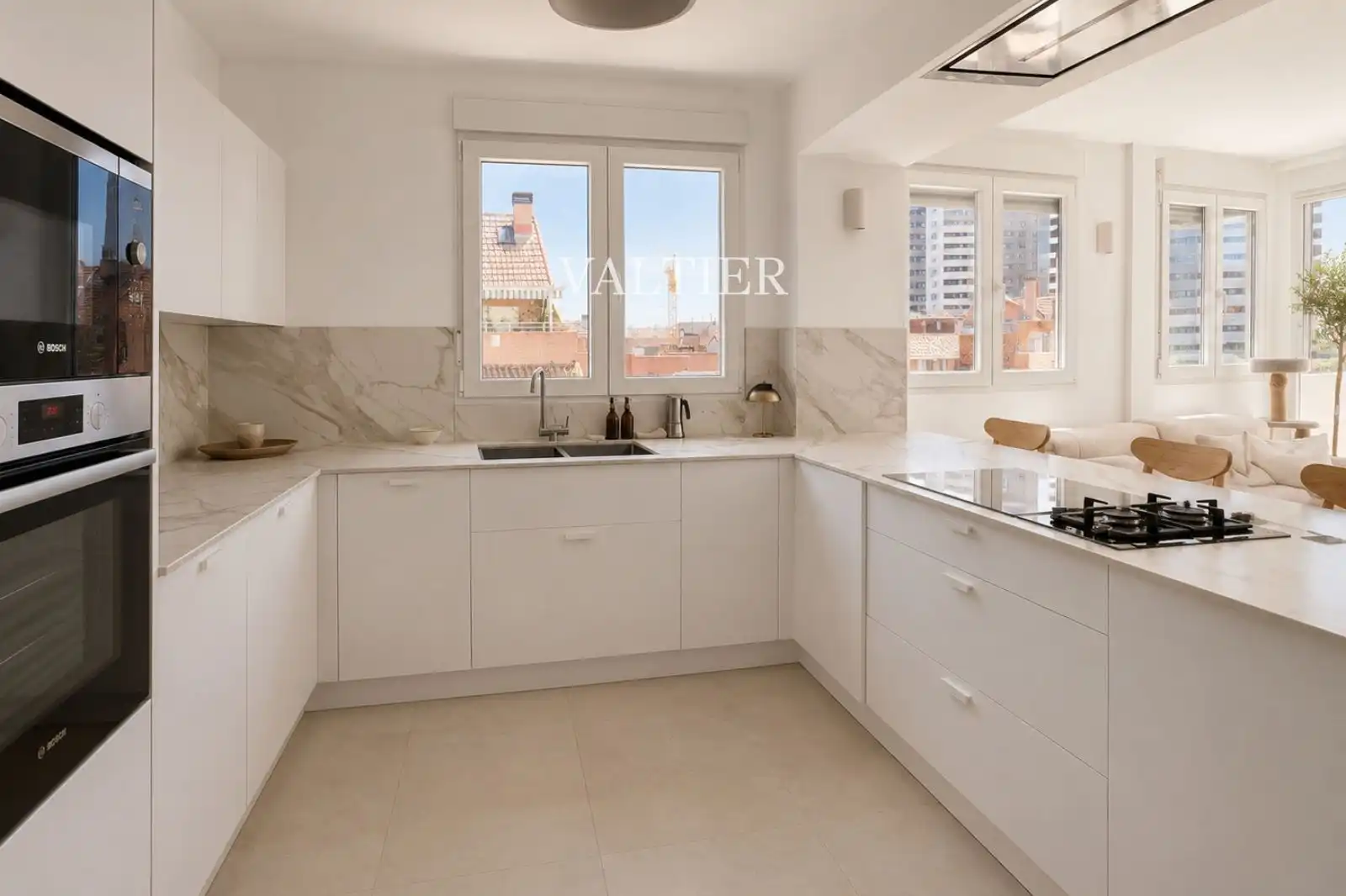 Cocina de Dúplex en venta en Madrid con Aire acondicionado, Calefacción y Terraza