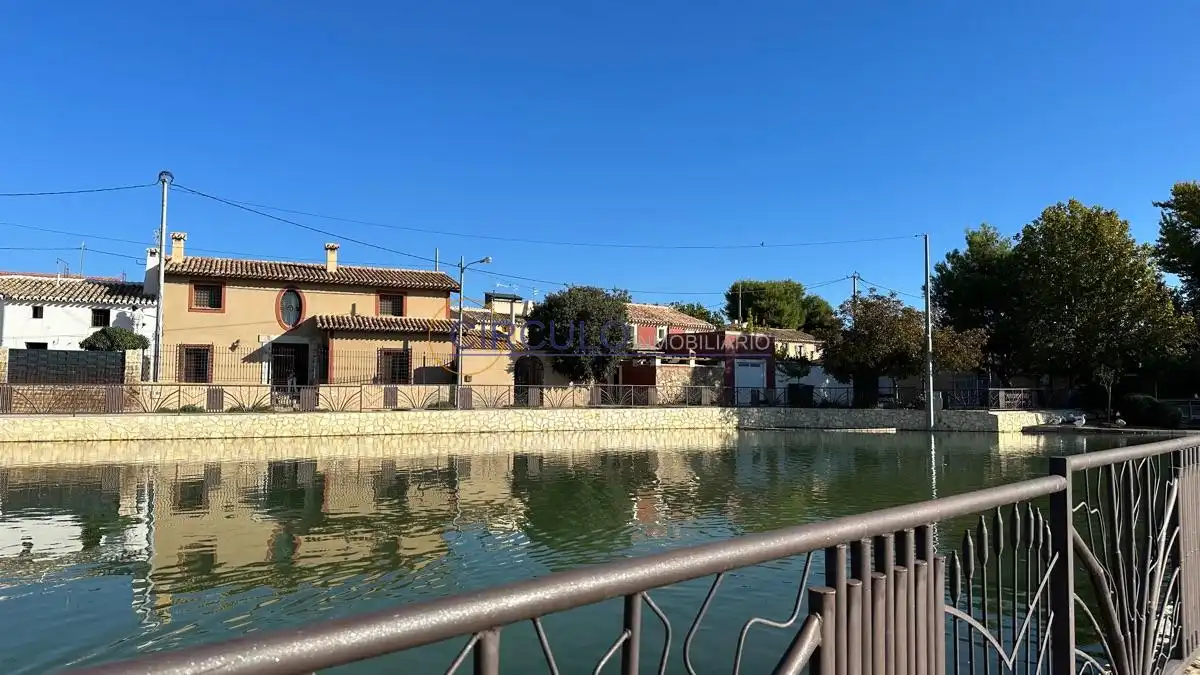 Vista exterior de Casa o chalet en venta en Lorca con Calefacción, Trastero y Amueblado