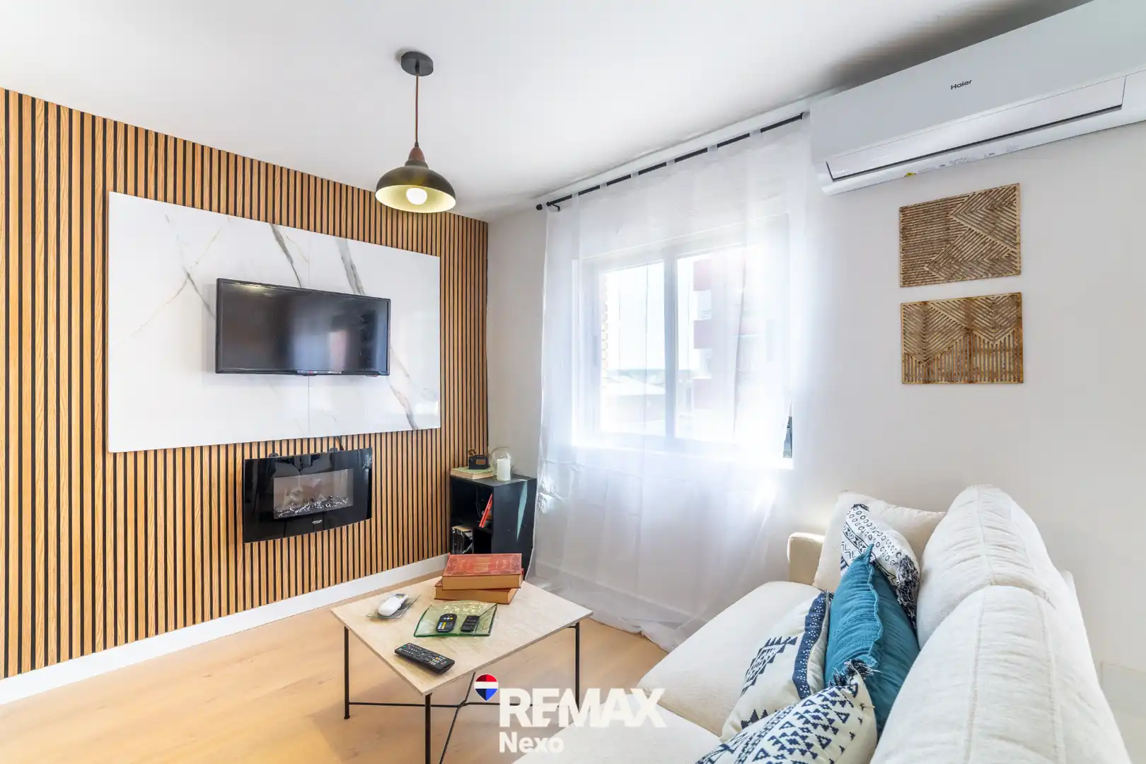 Living room of Flat for sale in Palencia  with Air Conditioner, Terrace and Storage room