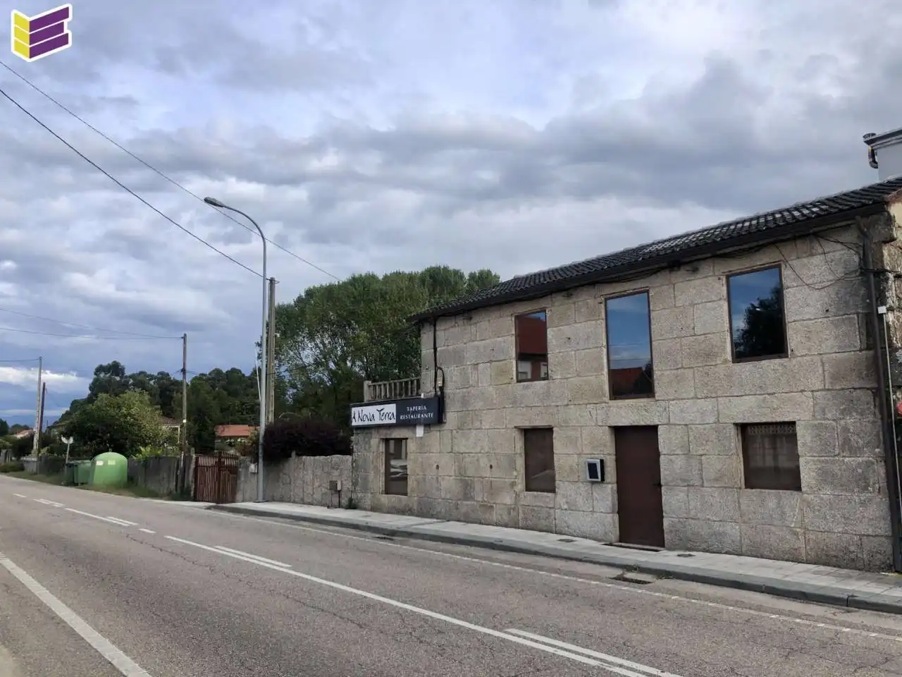 Vista exterior de Local en venda en Tui amb Aire condicionat i Alarma