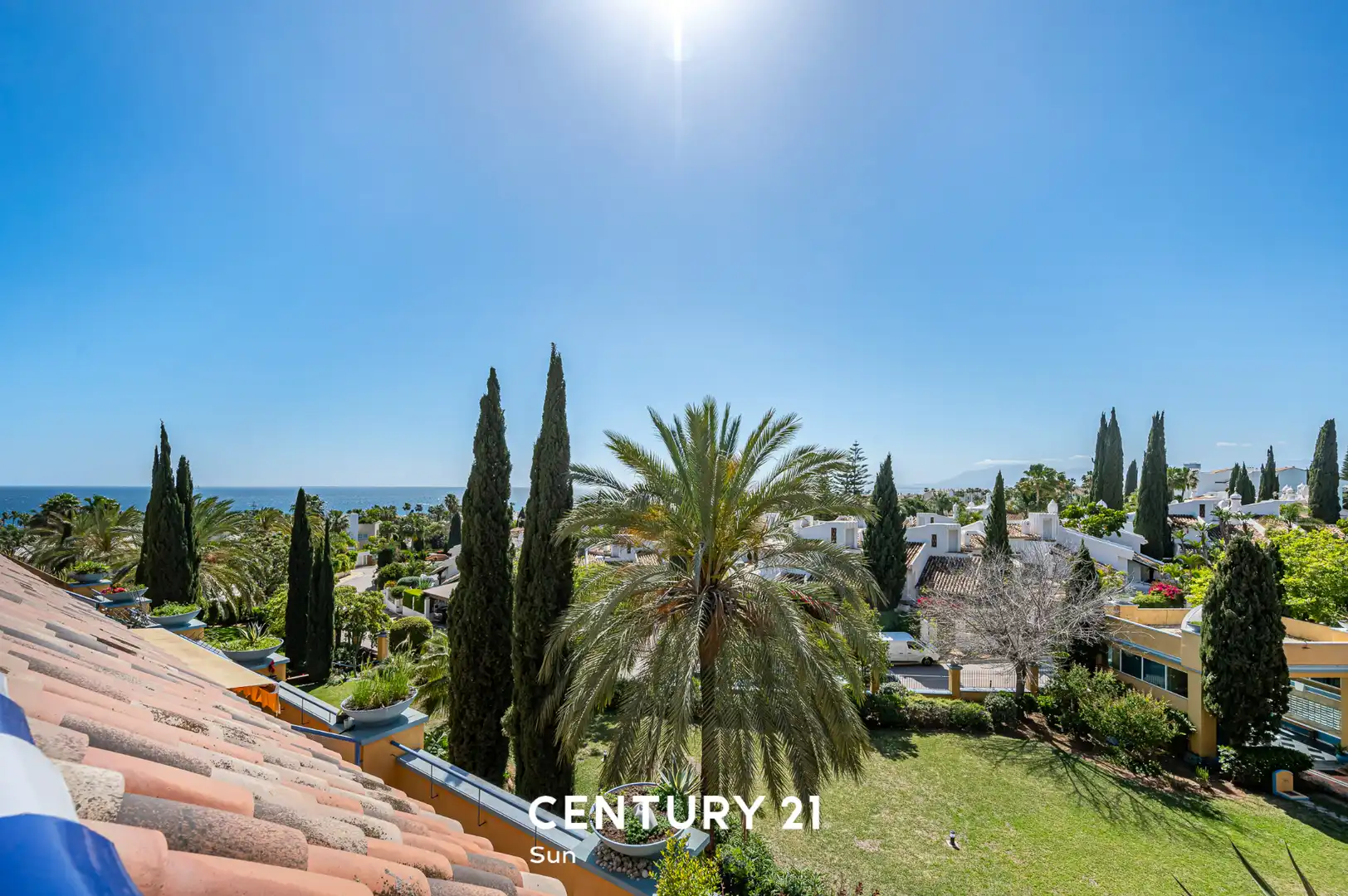 Exterior view of Attic for sale in Marbella  with Air Conditioner, Heating and Terrace