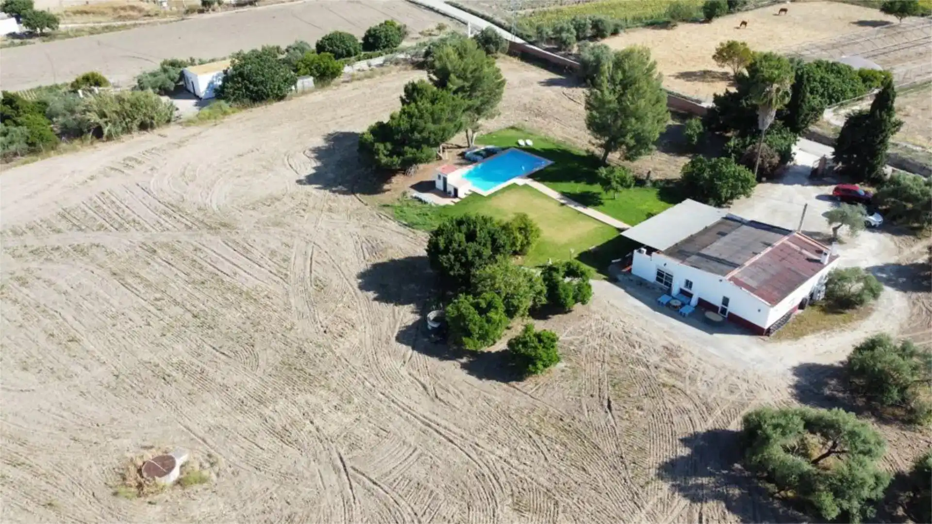 Finca rústica en venda en Lebrija amb Aire condicionat, Jardí privat i Traster