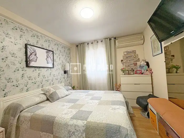 Bedroom of Houses for sale in Madrid  with Air Conditioner and Heating