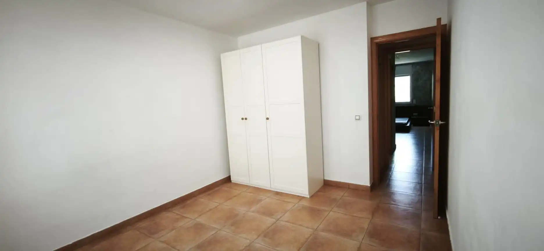 Habitación de Edificio en venta en Argentona