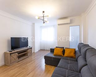 Sala d'estar de Apartament de lloguer en  Valencia Capital amb Aire condicionat, Calefacció i Parquet