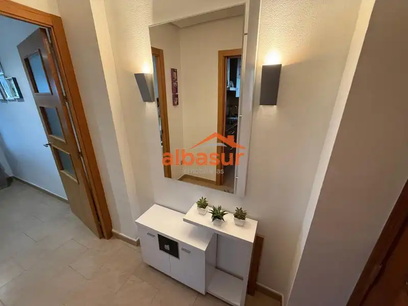 Flat for sale in Córdoba  with Air Conditioner, Terrace and Furnished
