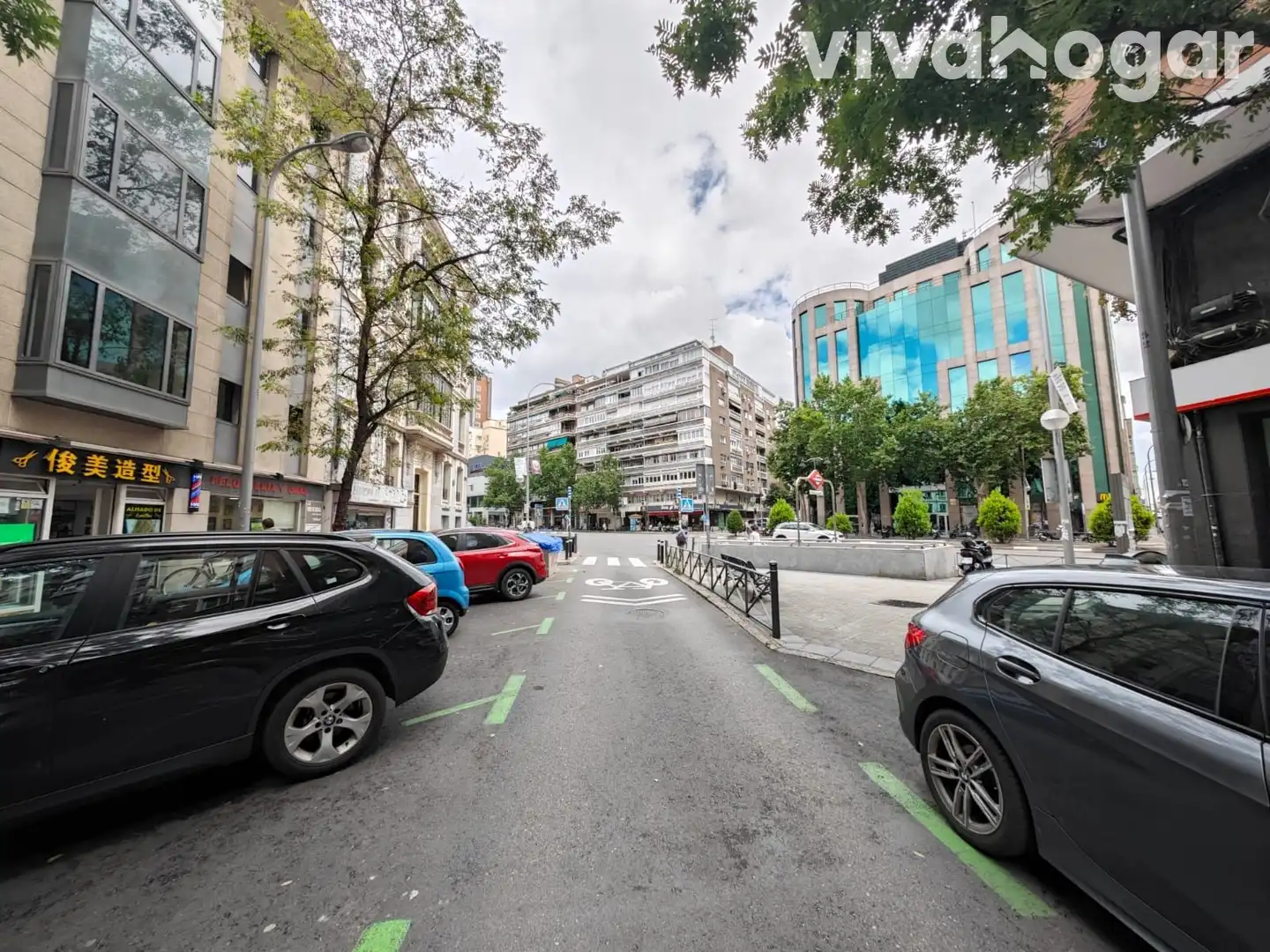 Außenansicht von Garage zum Verkauf in Madrid