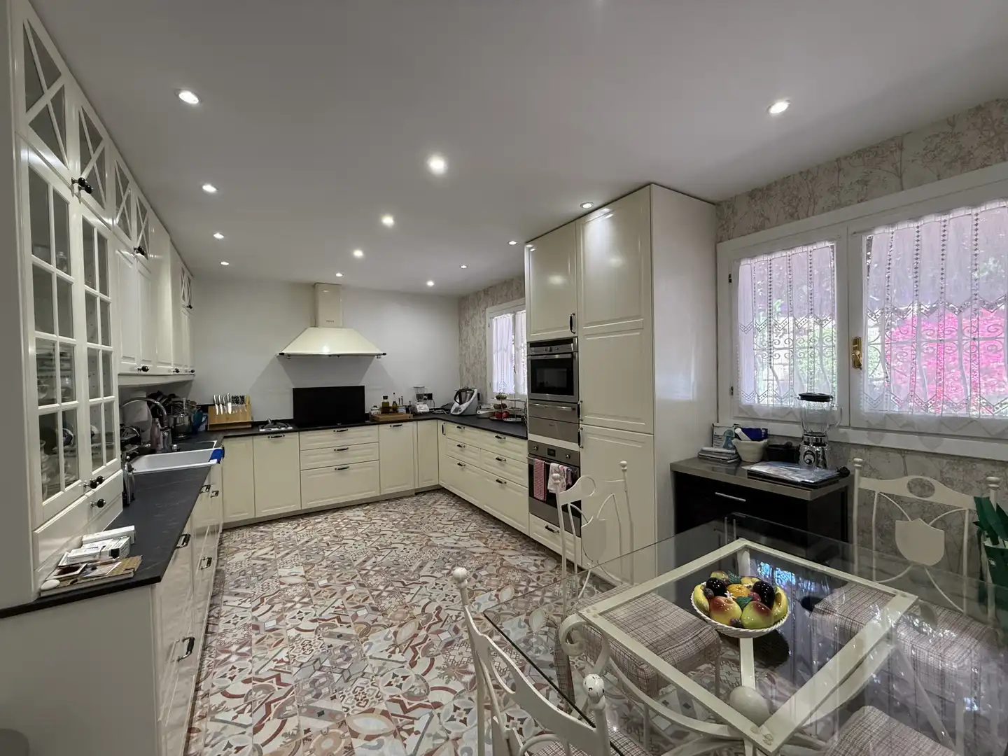 Casa amb terrassa en venda a Milla de Oro, imagen 4