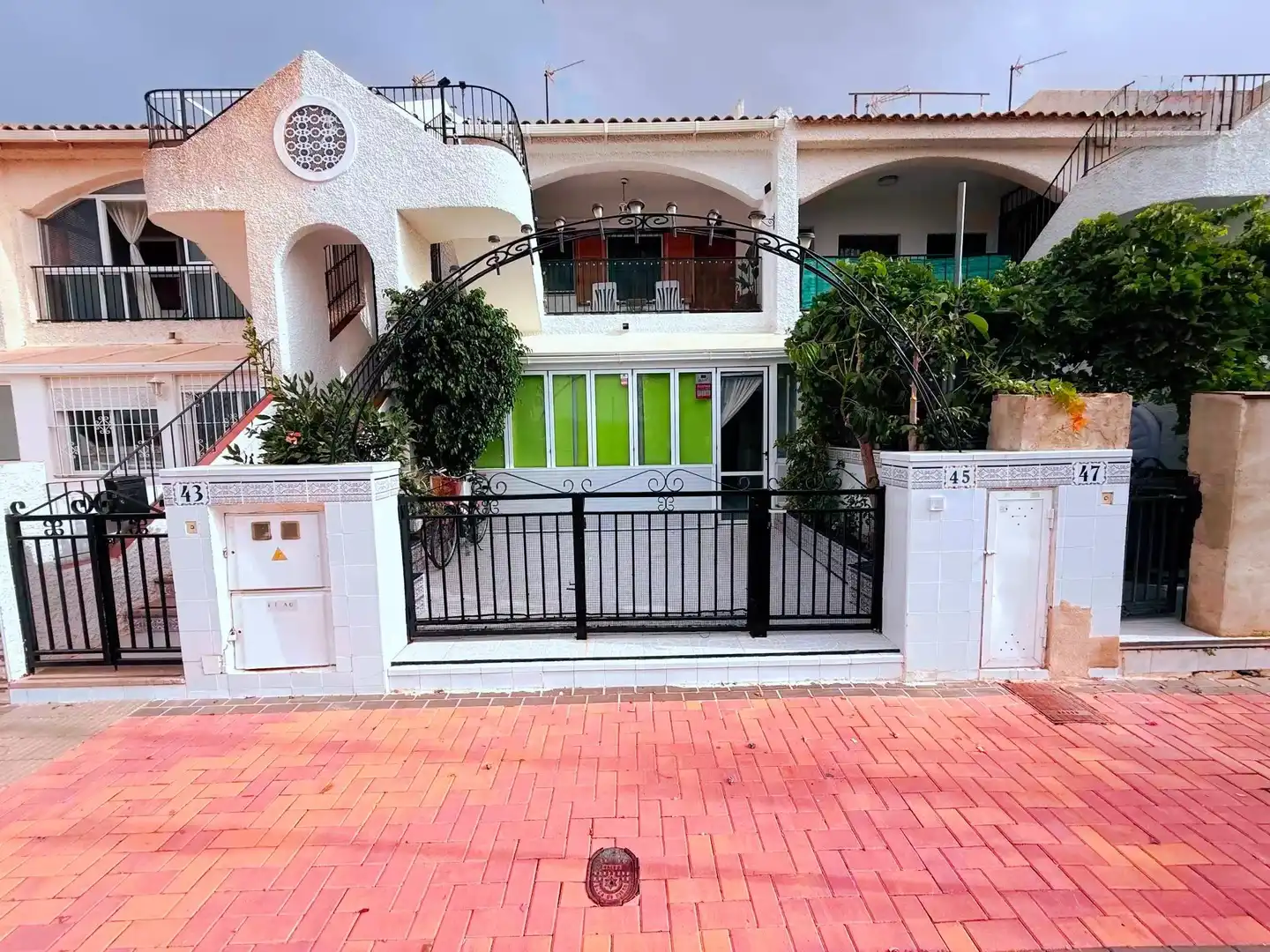 Vista exterior de Casa adosada en venta en Los Alcázares con Aire acondicionado y Alarma