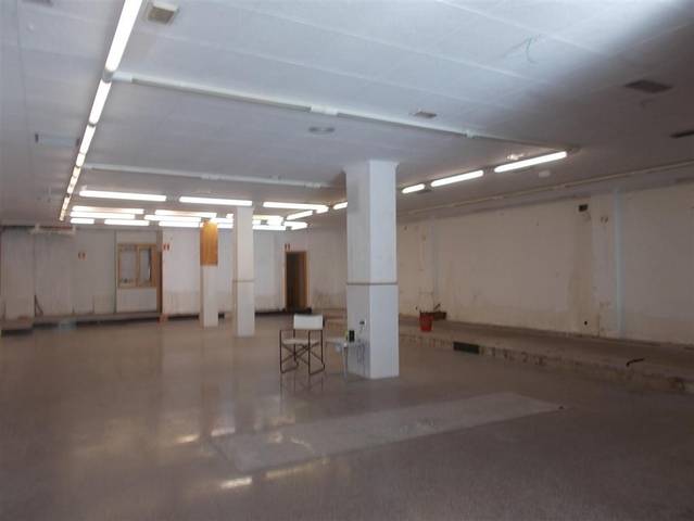 Local comercial en Alquiler en Avinguda de la Llibertat en Castalla